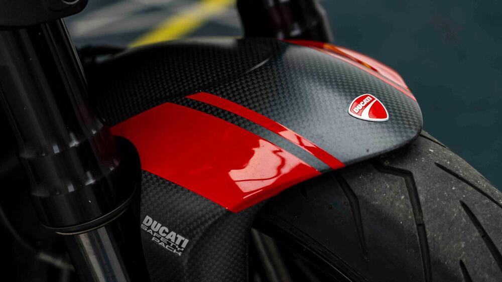 Ducati Diavel 1200 Carbon (2014 - 16) (15)