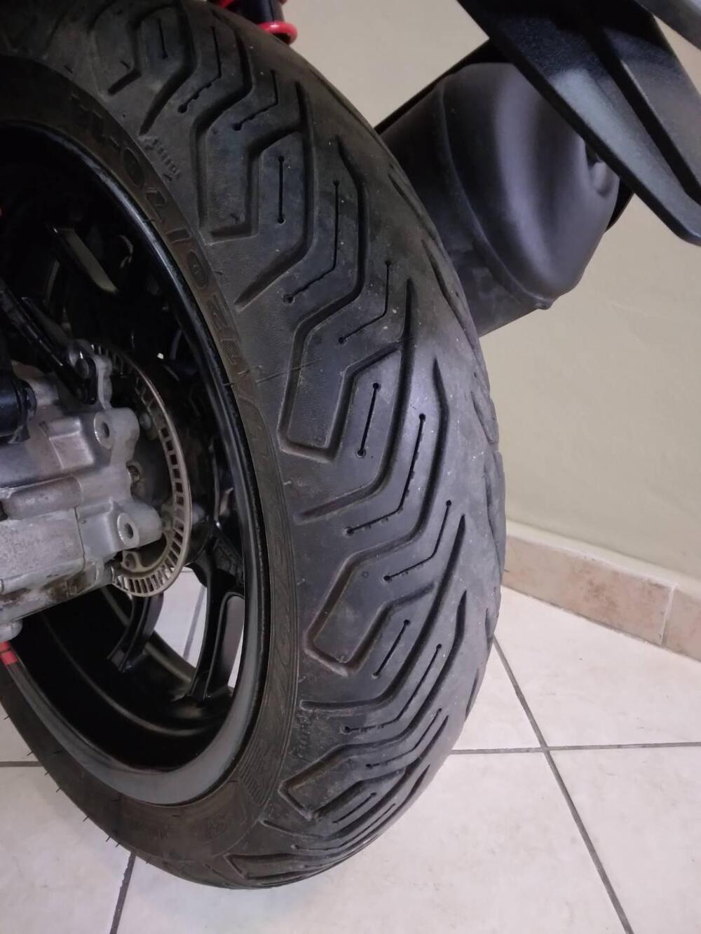 Piaggio Medley 125 S ABS (2021 - 24) (2)