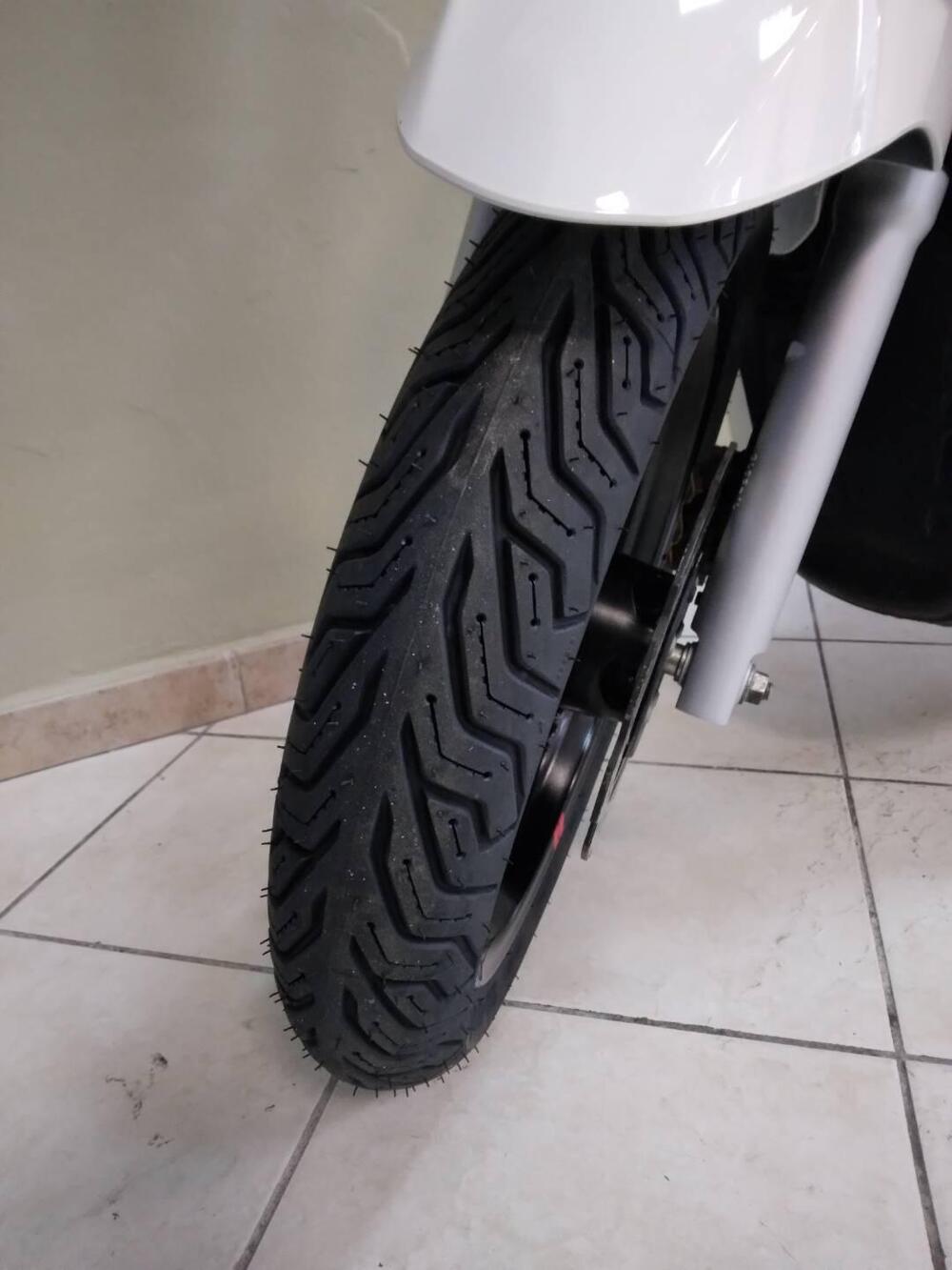 Piaggio Medley 125 S ABS (2021 - 24) (4)