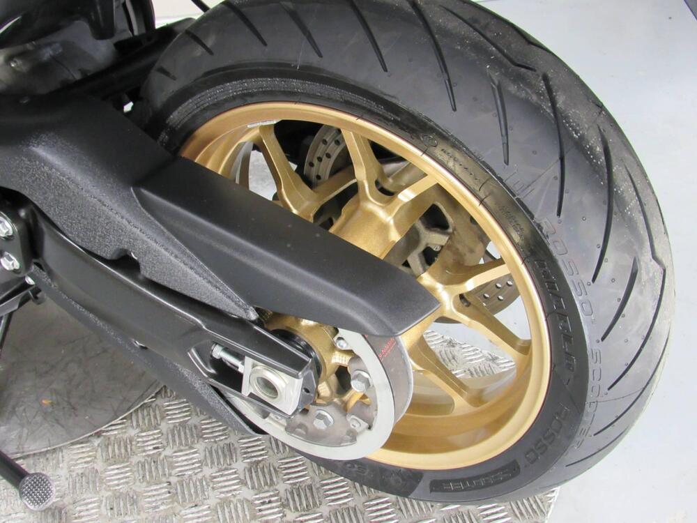 Yamaha T-Max 560 Tech Max (2022 - 24) (17)