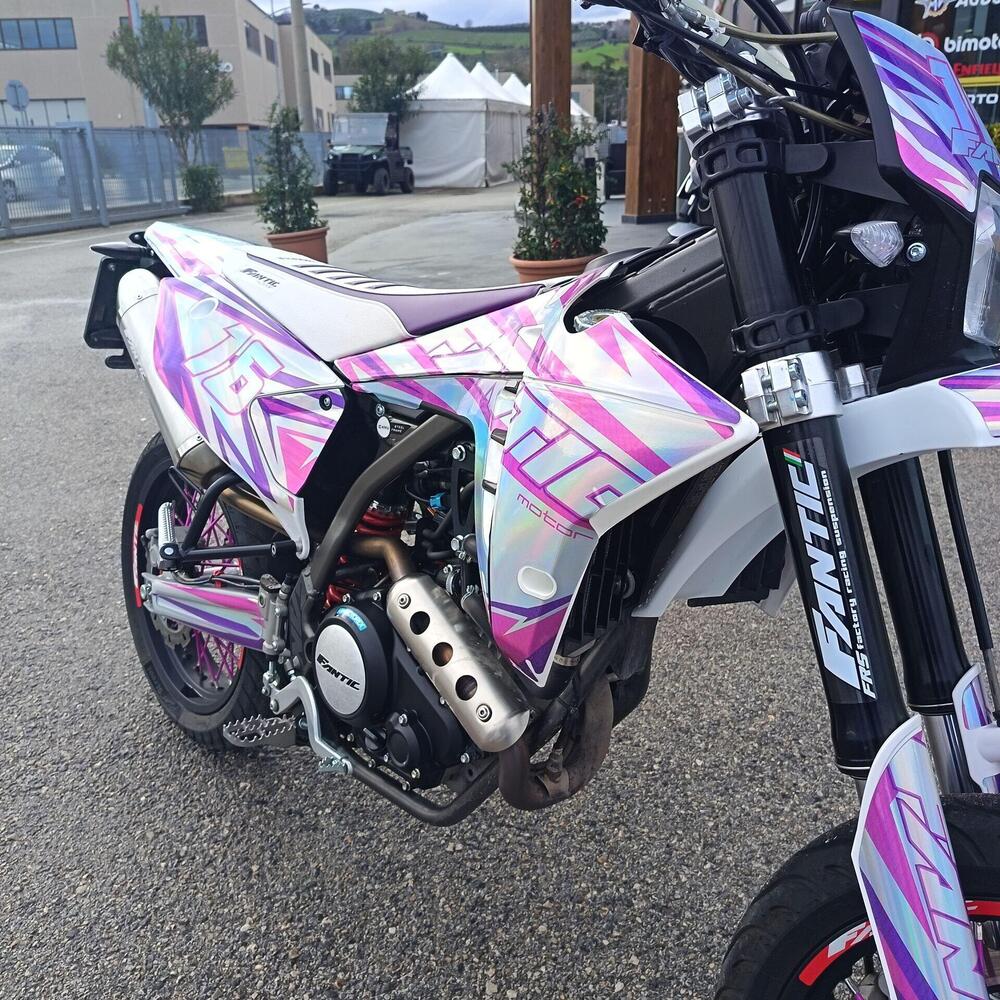 Fantic Motor XMF 125 Motard Competition 4T (2023 - 24) (5)