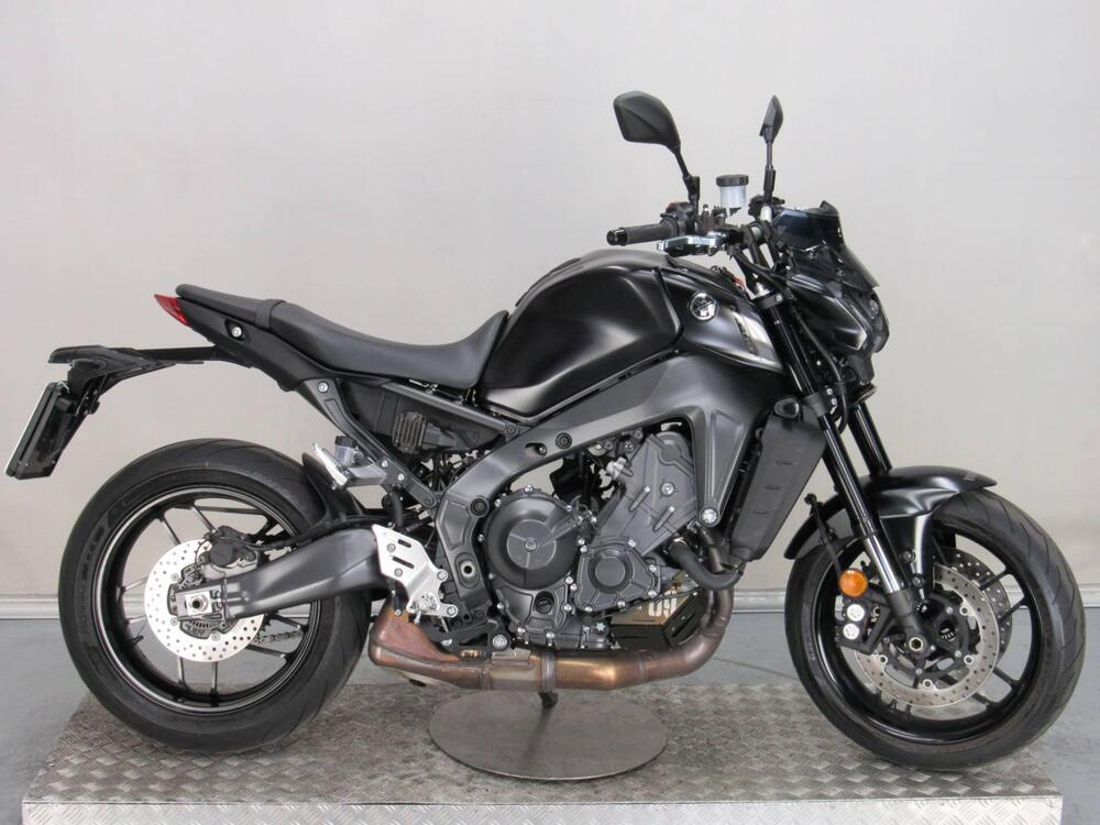Yamaha MT-09 (2021 - 23) (2)