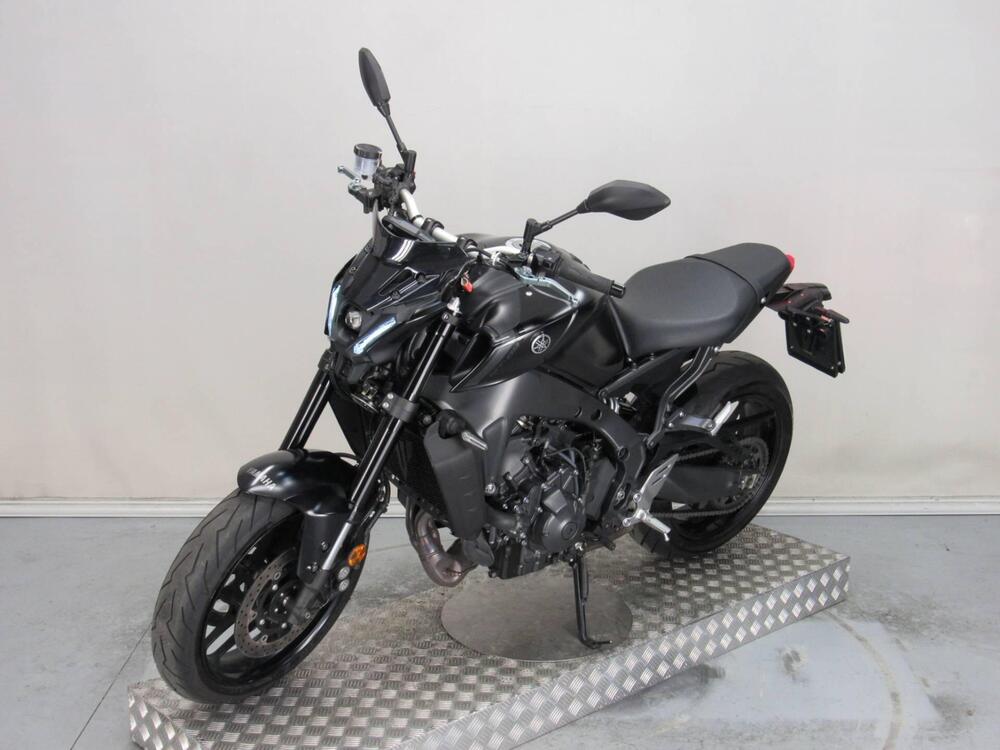 Yamaha MT-09 (2021 - 23) (4)
