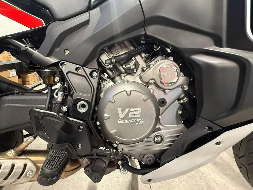 Moto Morini X-Cape 1200 (2026) (10)