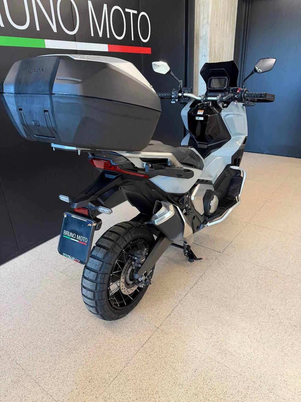 Honda X-ADV 750 DCT (2021 - 24) (5)