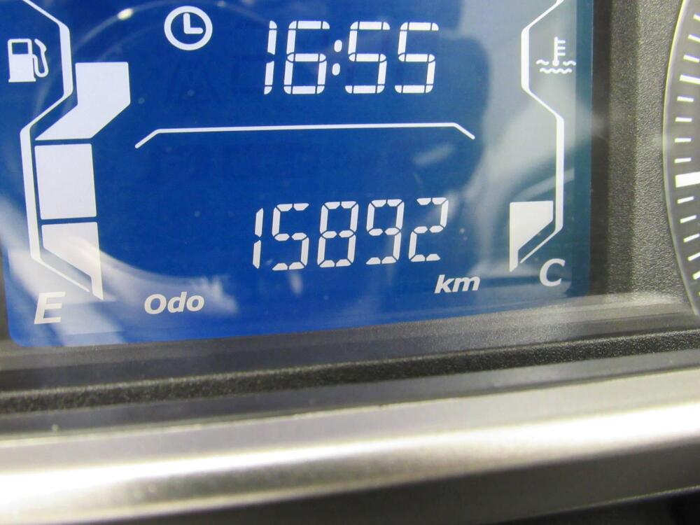 Yamaha X-Max 300 ABS (2017 - 20) (7)