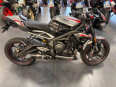 Triumph Street Triple RS (2020 - 22) usata