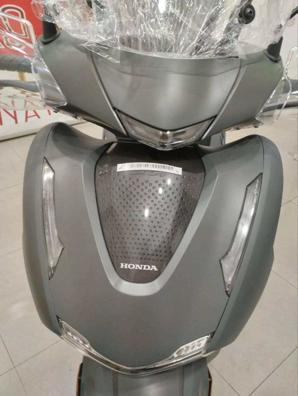 Honda SH 350i Sport (2025 - 26) (4)