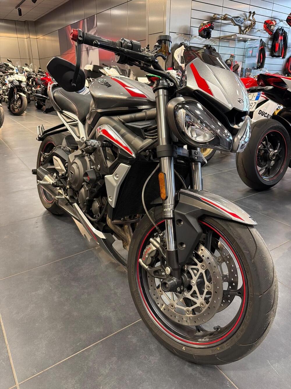 Triumph Street Triple RS (2020 - 22) (3)