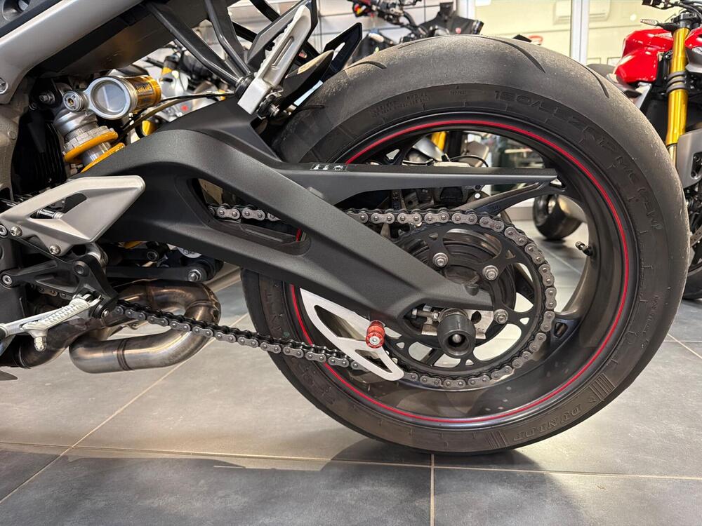 Triumph Street Triple RS (2020 - 22) (20)