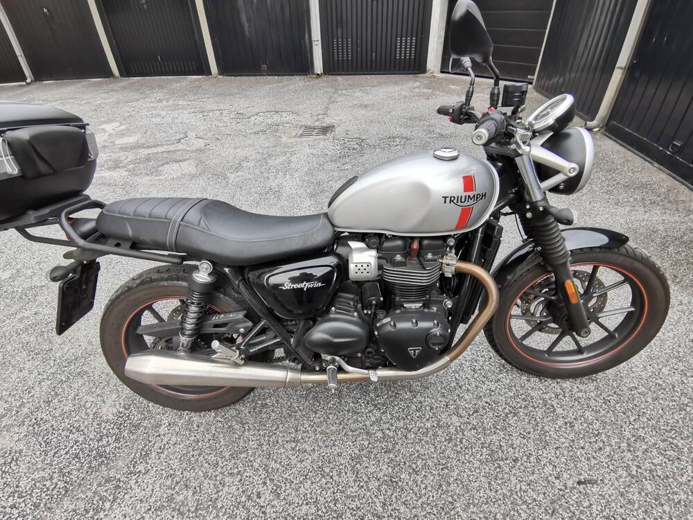 Triumph Street Twin 900 (2016) (4)
