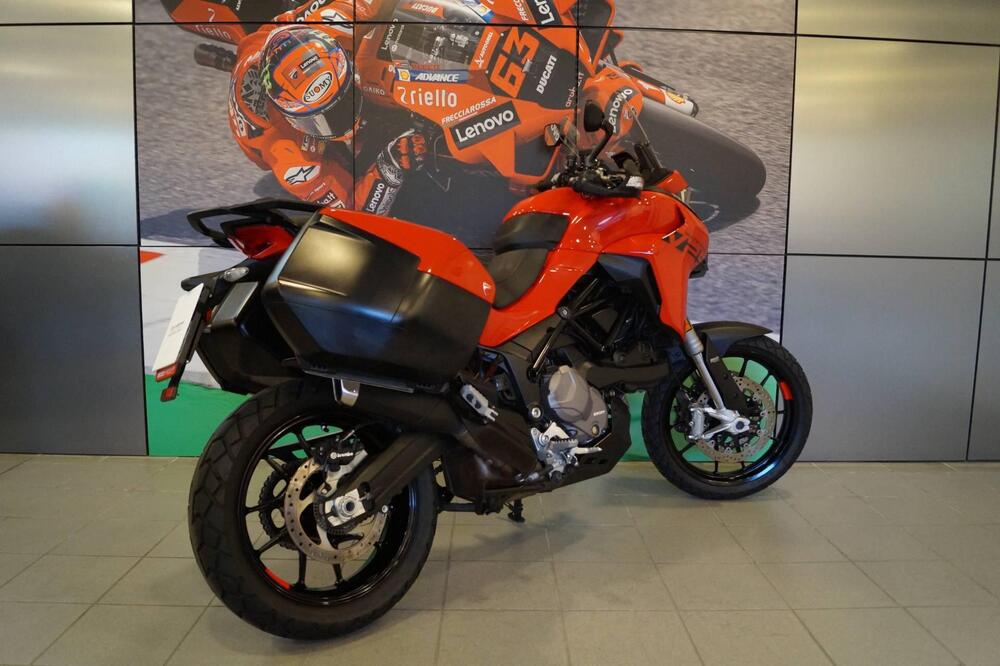 Ducati Multistrada V2 S (2022 - 24) (4)