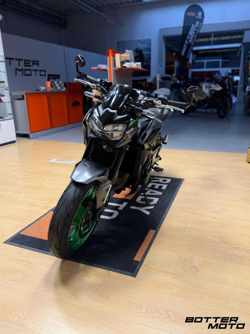 Kawasaki Z 900 (2021 - 24) (6)