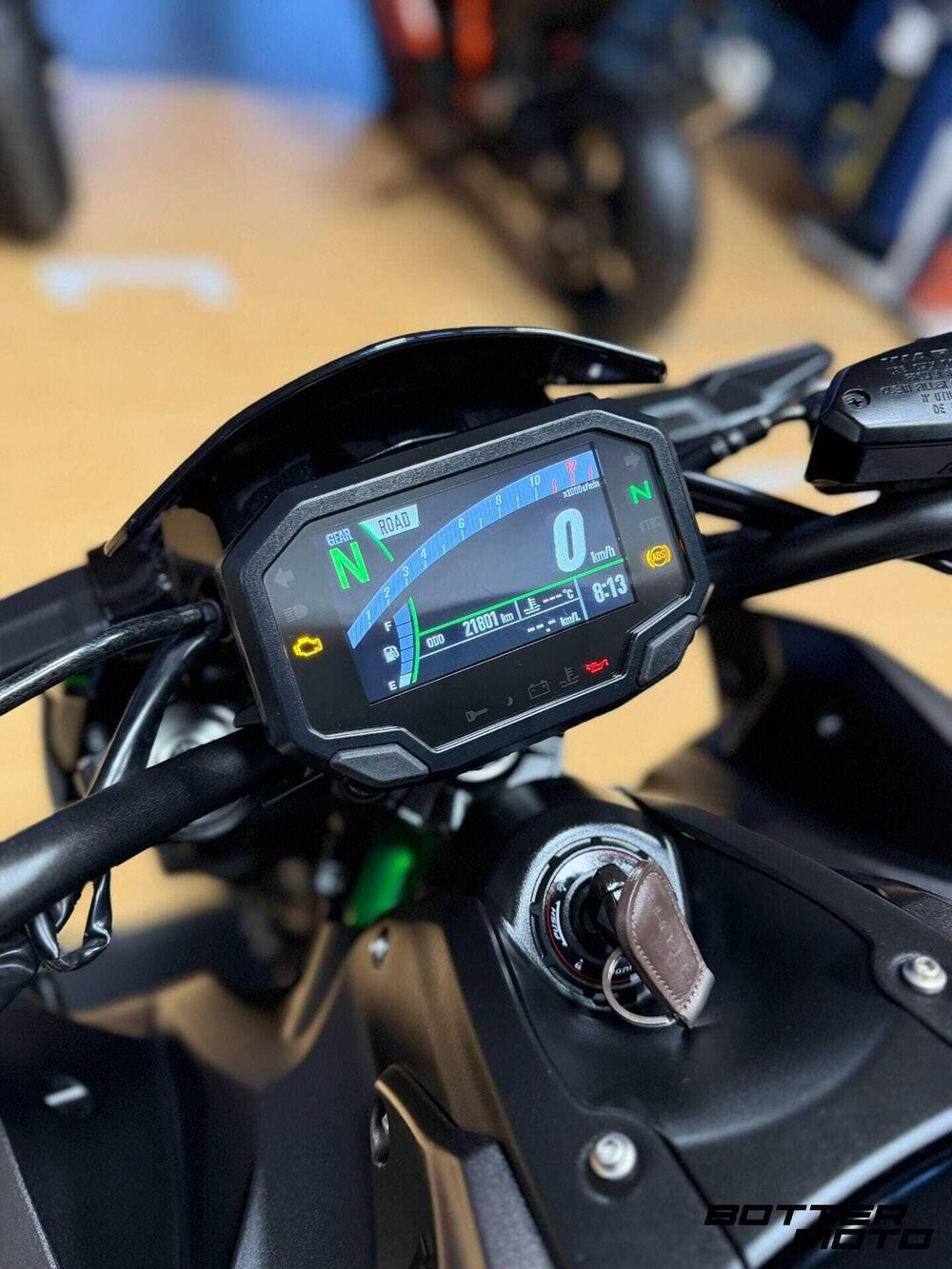 Kawasaki Z 900 (2021 - 24) (14)
