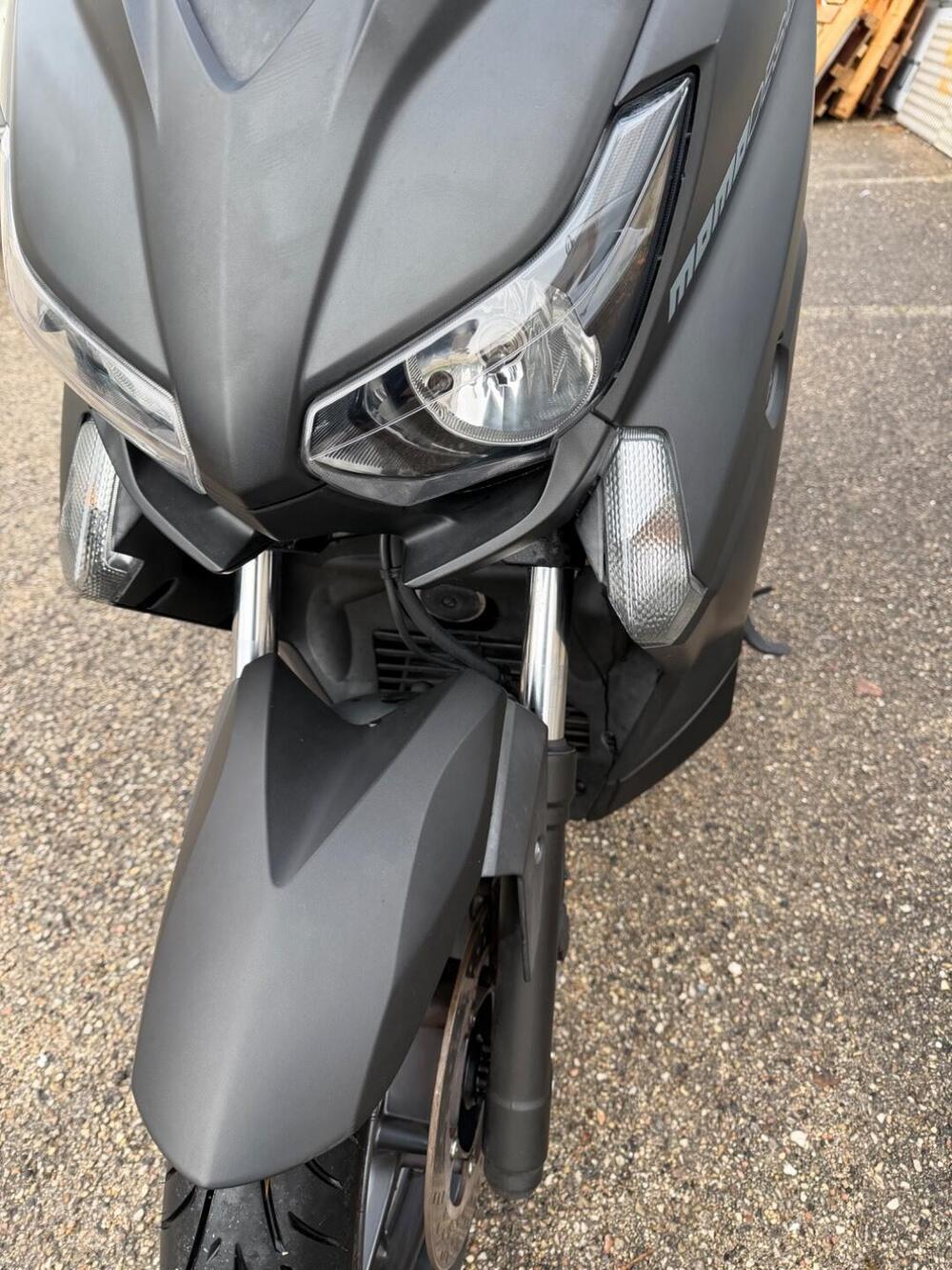 Yamaha X-Max 250 Momo Design (2011 - 13) (3)