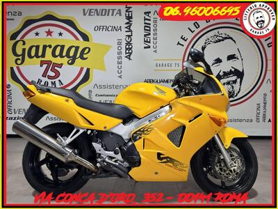 Honda VFR 800 (1998 - 01) usata