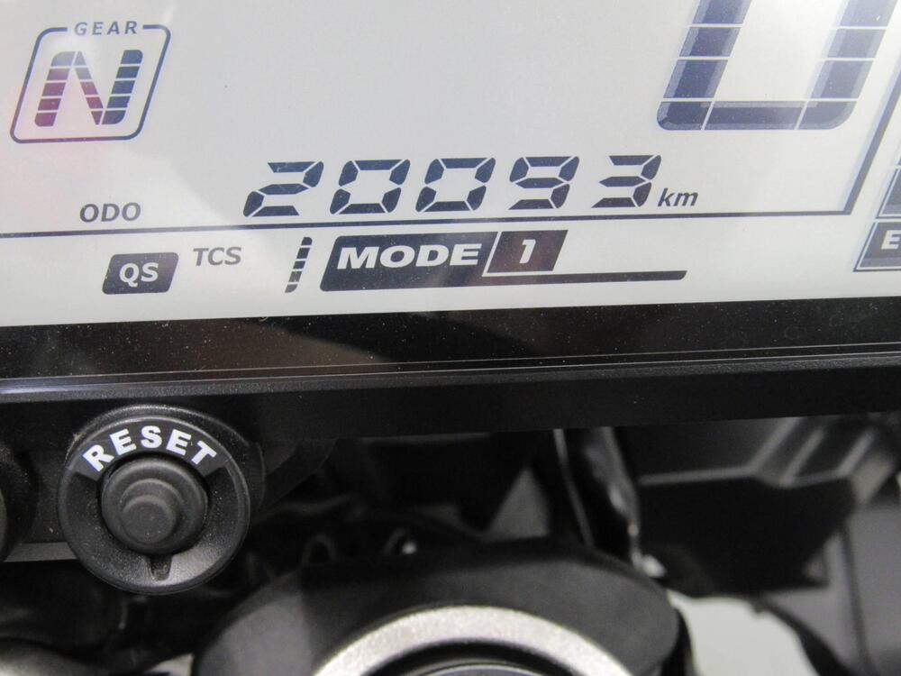 Yamaha MT-10 (2017 - 20) (7)