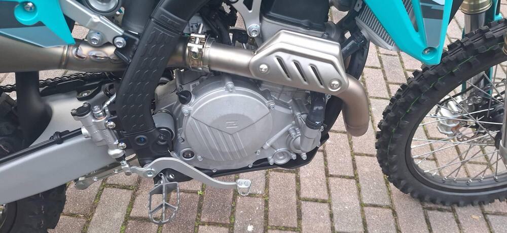 Kove MX450 R (2026) (3)