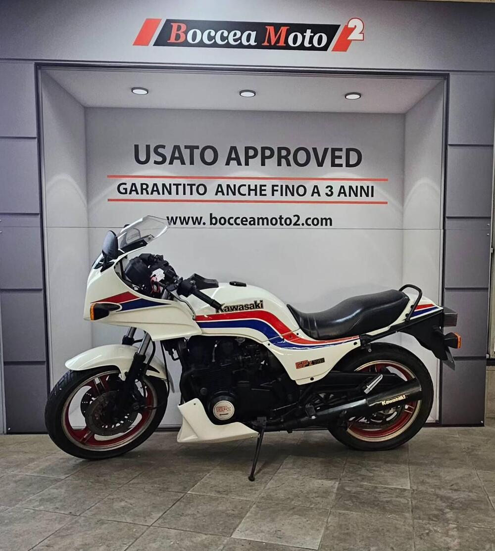 Kawasaki GPZ 750 (3)