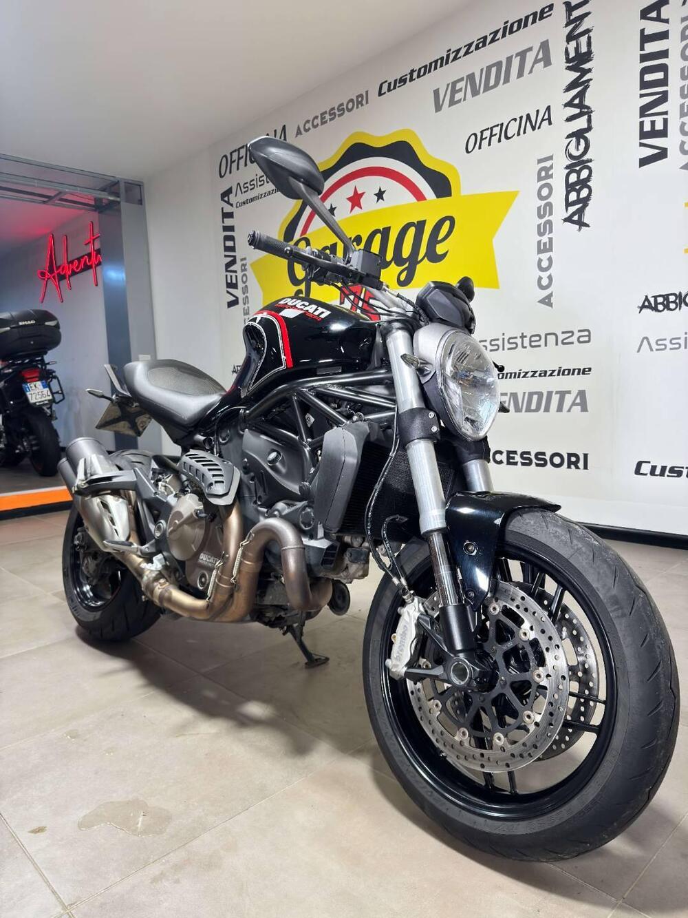 Ducati Monster 821 Dark ABS (2014 - 16) (2)