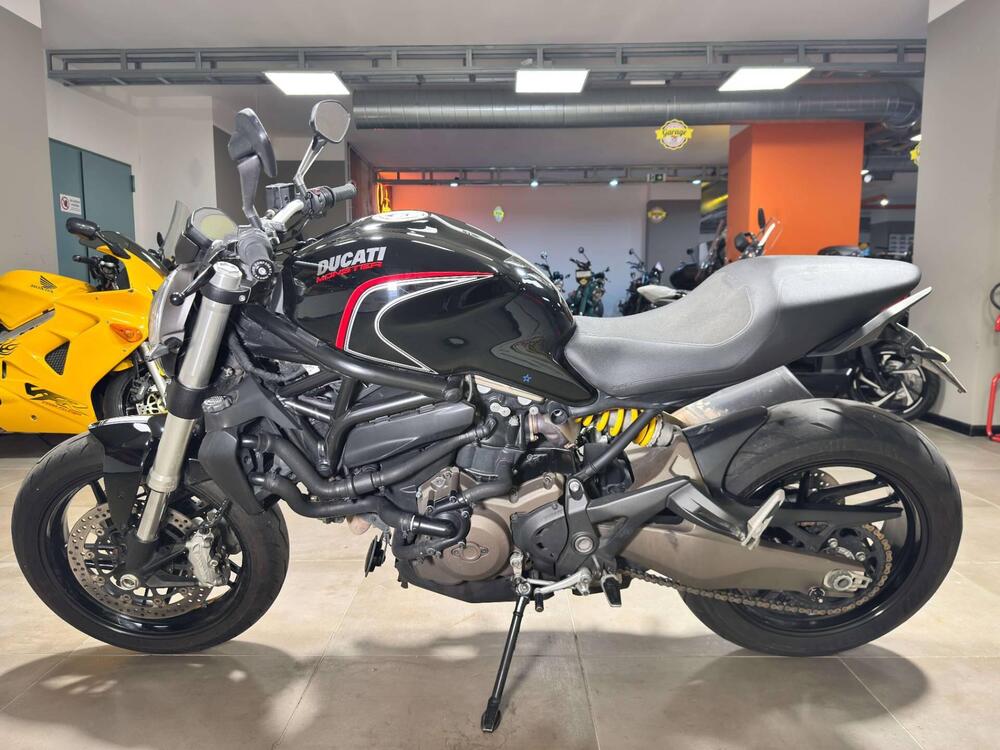 Ducati Monster 821 Dark ABS (2014 - 16) (4)