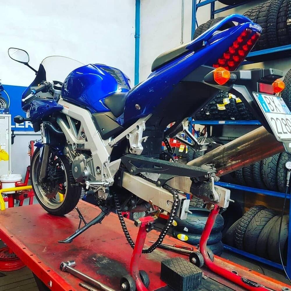 Suzuki SV 650 S (2003 - 06) (2)