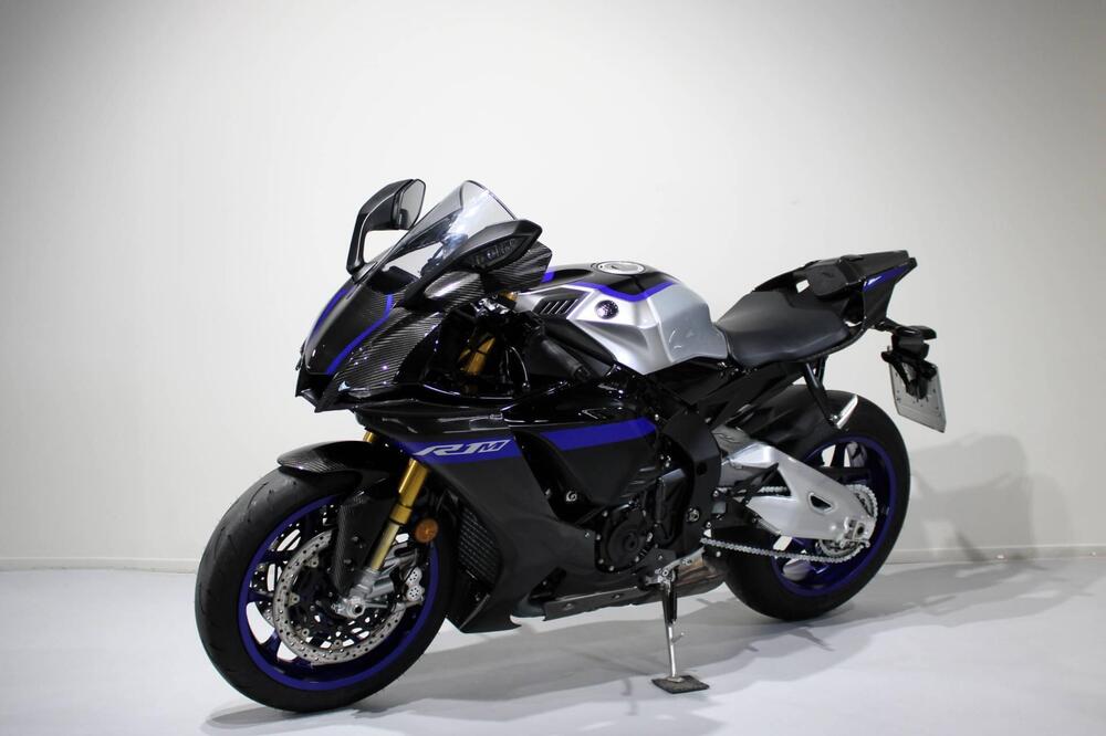 Yamaha YZF R1M (2020 - 25) (3)