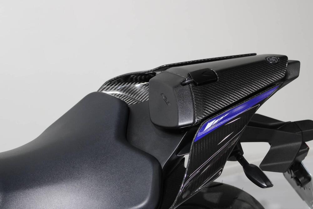 Yamaha YZF R1M (2020 - 25) (8)