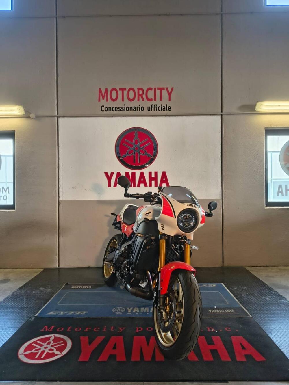 Yamaha XSR 900 (2022 - 26) (2)