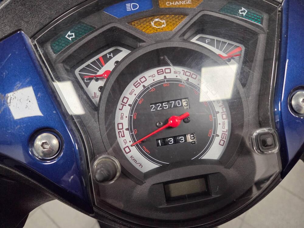 Honda SH 150 i (2009 - 12) (6)