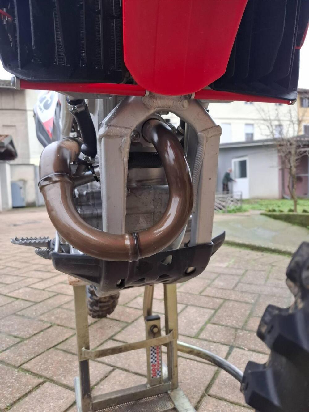 Honda CRF 250 R (2022) (8)