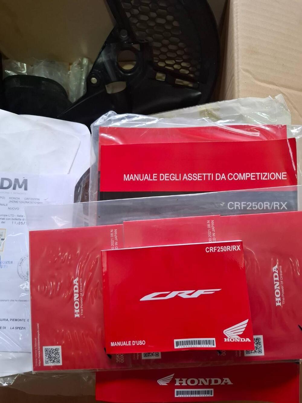 Honda CRF 250 R (2022) (9)