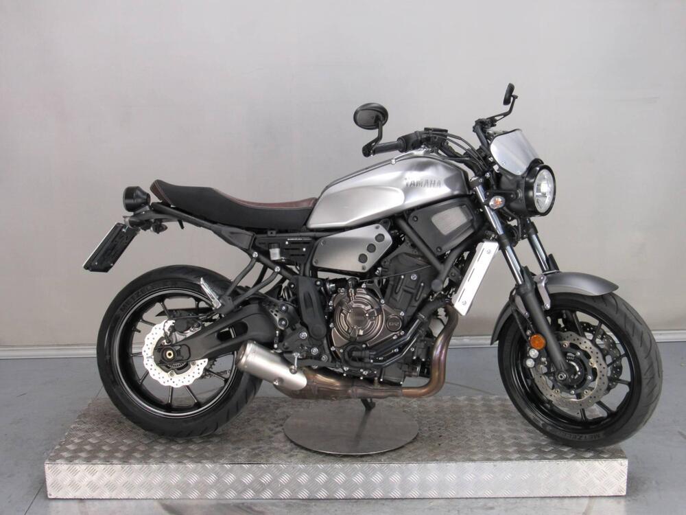Yamaha XSR 700 ABS (2016 - 20) (2)