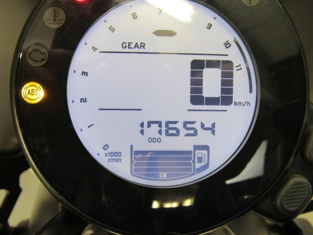 Yamaha XSR 700 ABS (2016 - 20) (8)