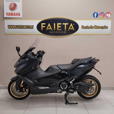 Yamaha T-Max 560 Tech Max (2022 - 24) usata