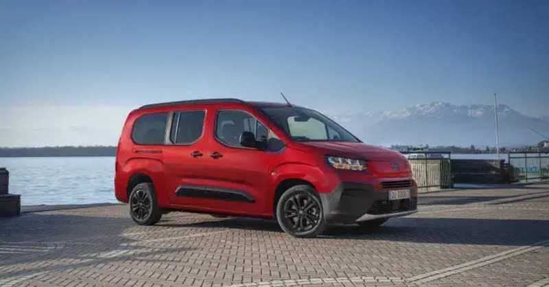 Nuova Fiat Qubo L: Dimensioni, motori e prezzi aggiornati