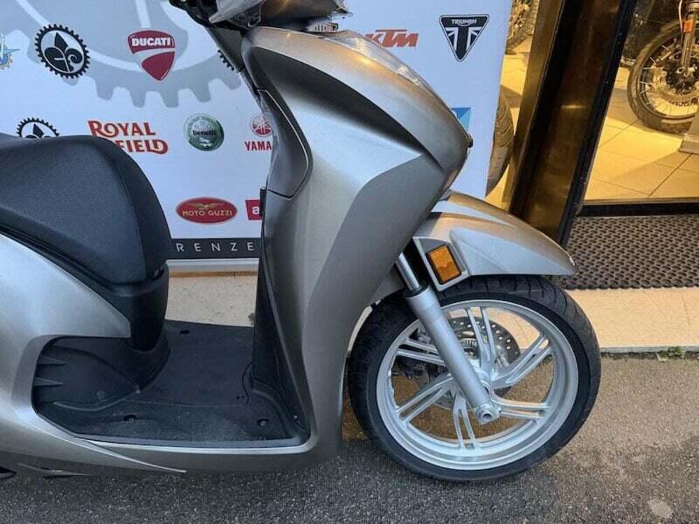 Honda SH 350 (2021 - 24) (10)