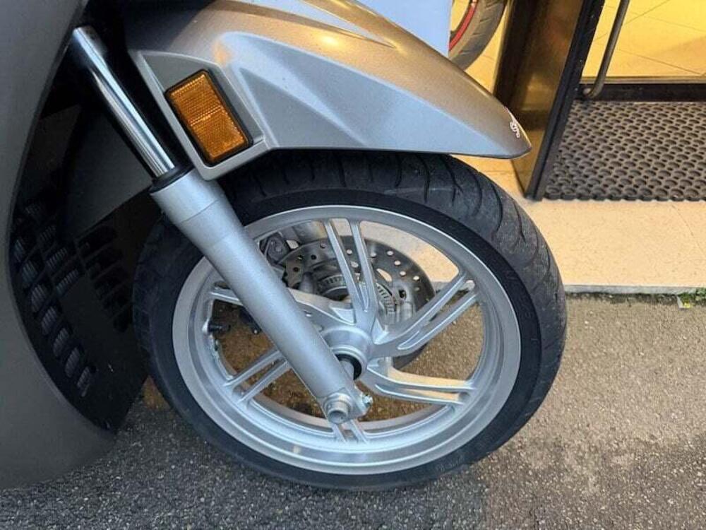 Honda SH 350 (2021 - 24) (11)