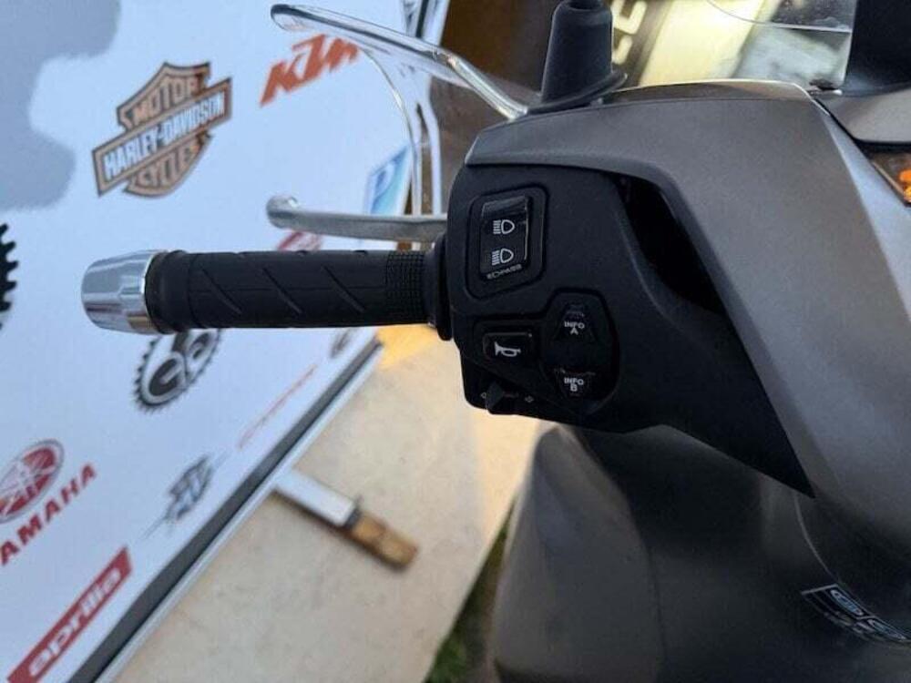 Honda SH 350 (2021 - 24) (19)