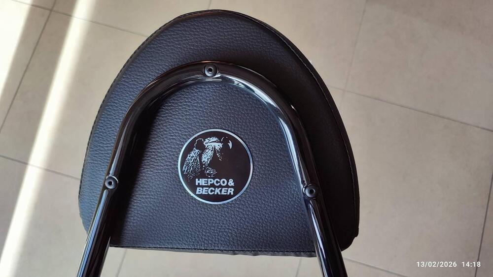 M.G. V7 850 (2021-2025) - sissybar sissy bar - leg Hepco & Becker GmbH (3)