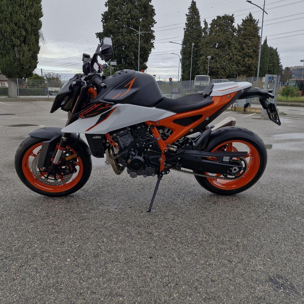 KTM 990 Duke R (2026) (5)