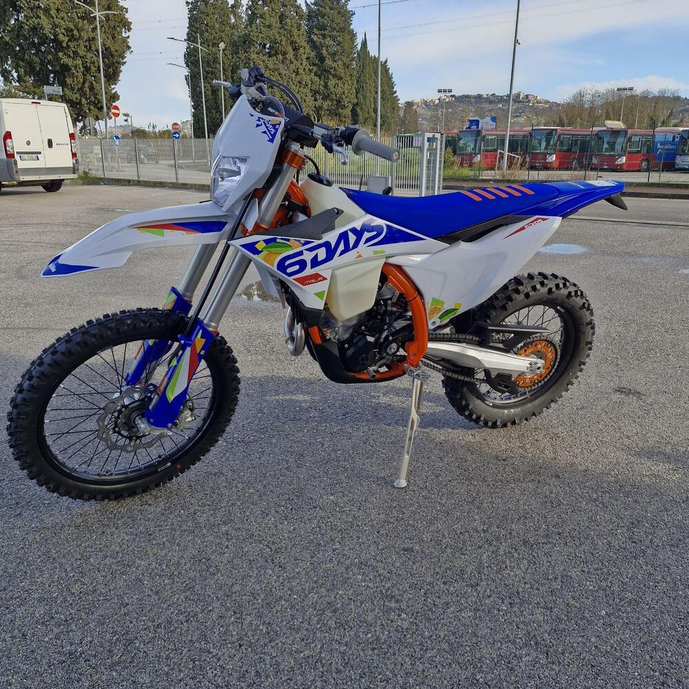 KTM 350 EXC-F 6Days (2026) (4)
