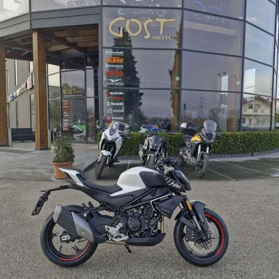 CFMOTO 450NK (2023 - 26) nuova