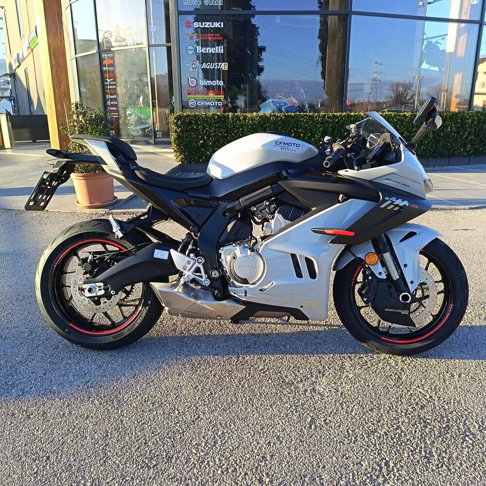 CFMOTO 675SR-R (2025 - 26) (2)