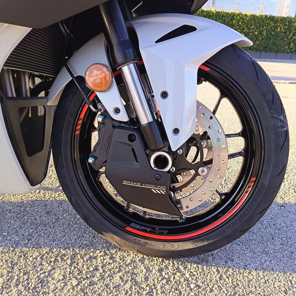 CFMOTO 675SR-R (2025 - 26) (5)