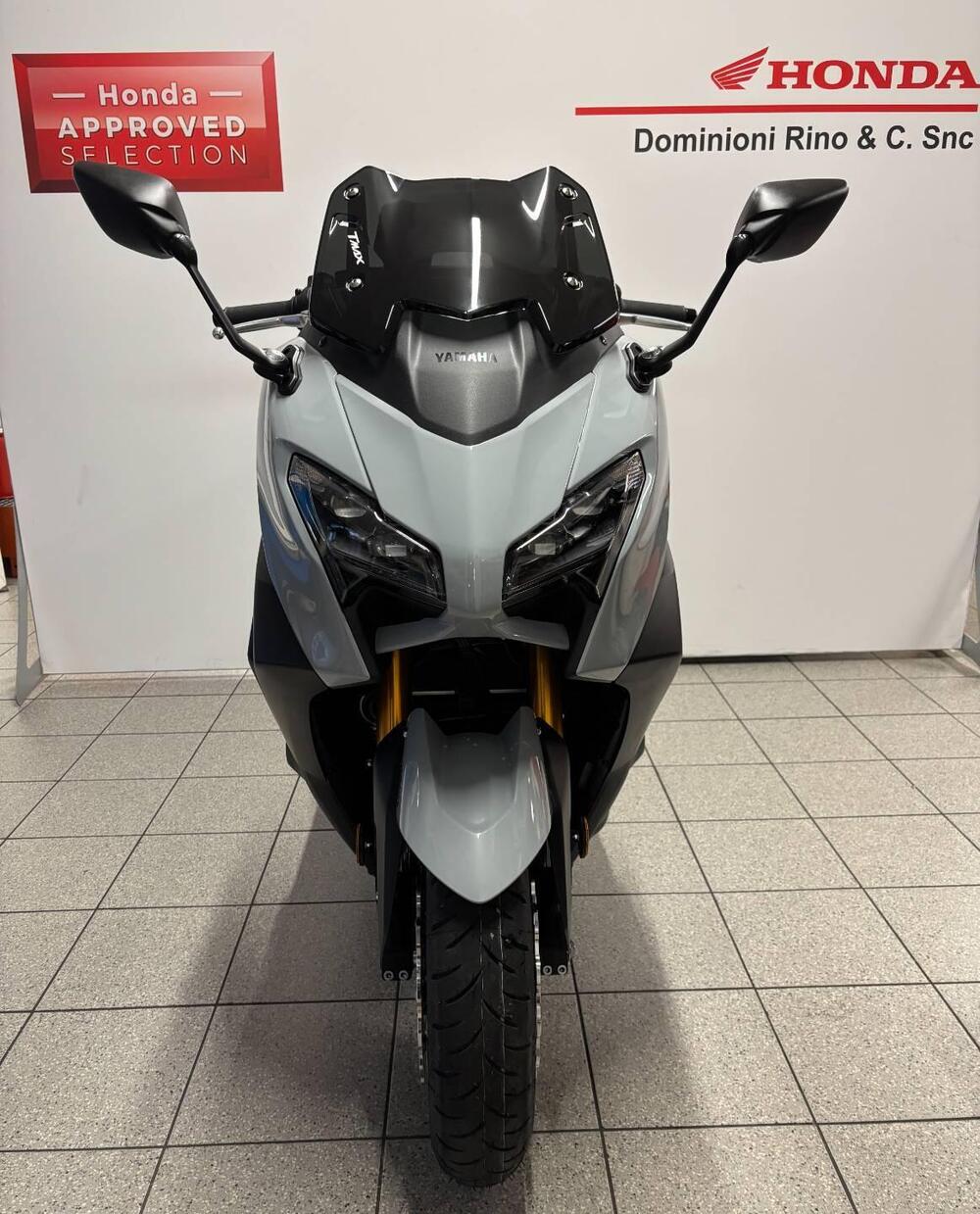 Yamaha T-Max 560 Tech Max (2025 - 26) (6)