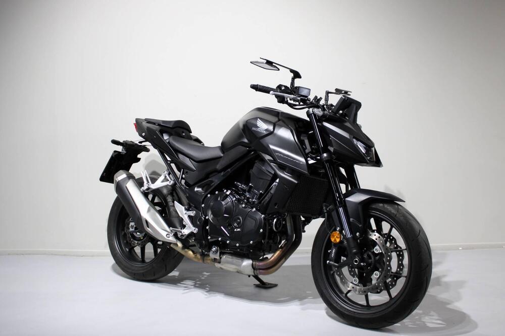 Honda CB 750 Hornet (2025) (2)