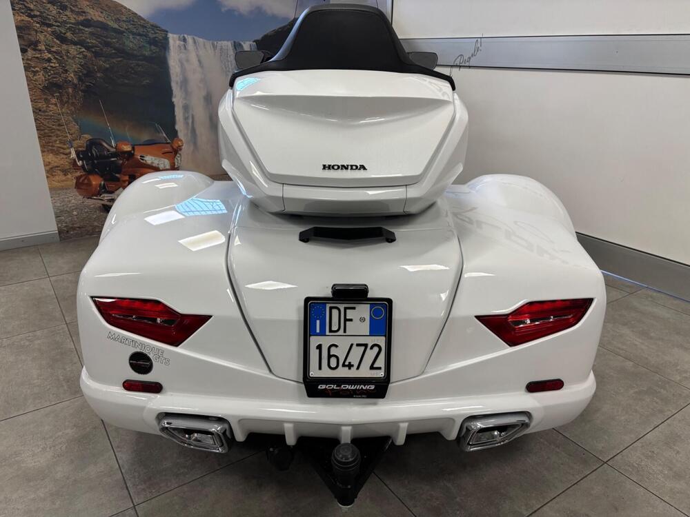 Honda GL 1800 Gold Wing Tour 50° Anniversario (2025 - 26) (10)