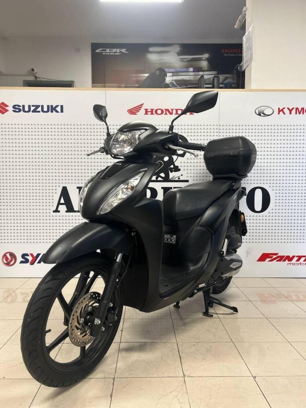 Honda Vision 110 (2021 - 24) (3)