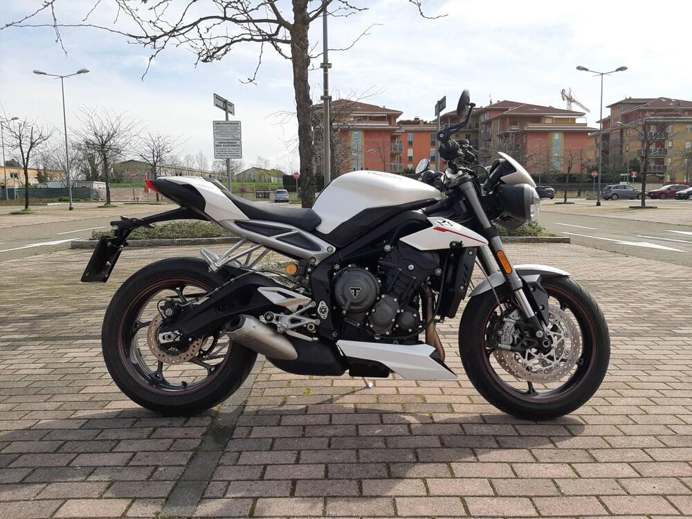 Triumph Street Triple RS (2017 - 19) (2)